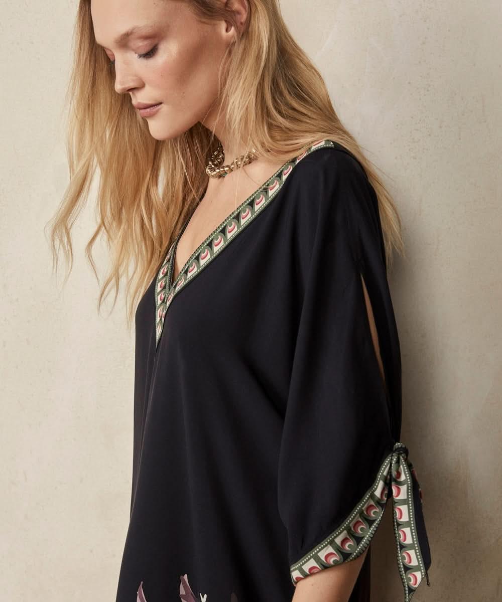 Kaftan Ambar Souq