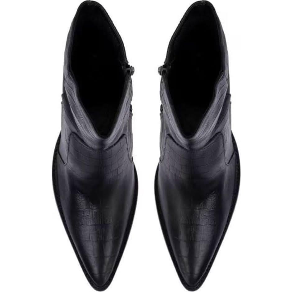 Bota Cano Médio Monocromatica Preta