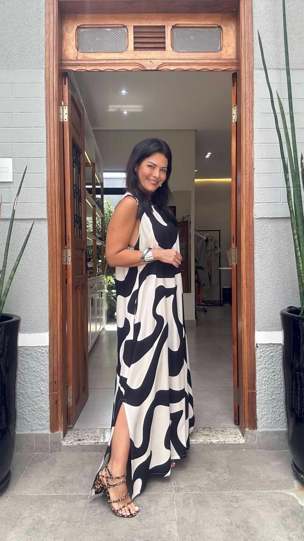 Vestido Waves Black Ezildinha