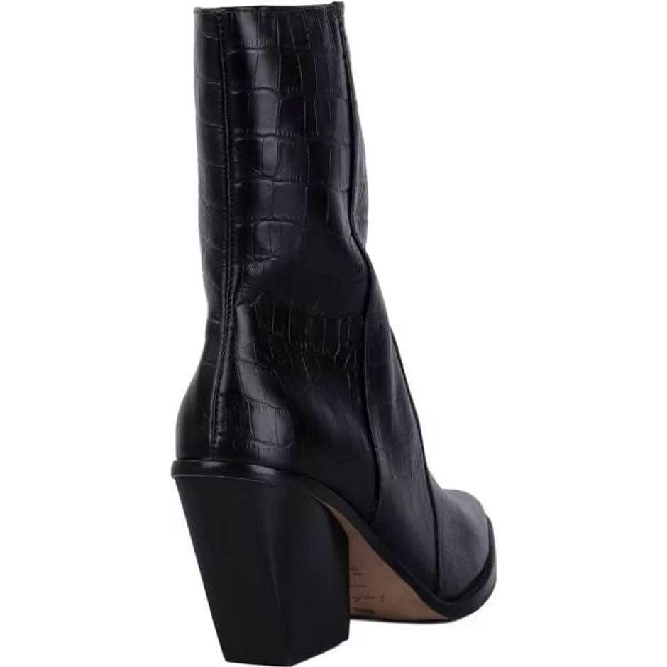 Bota Cano Médio Monocromatica Preta