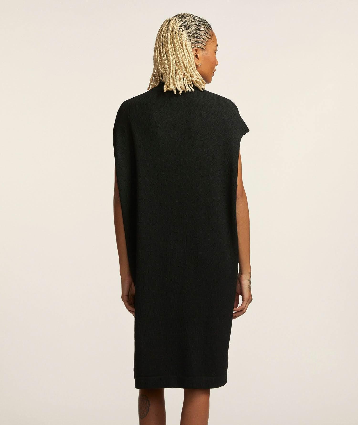 Vestido Tricô Monika Preto Souq