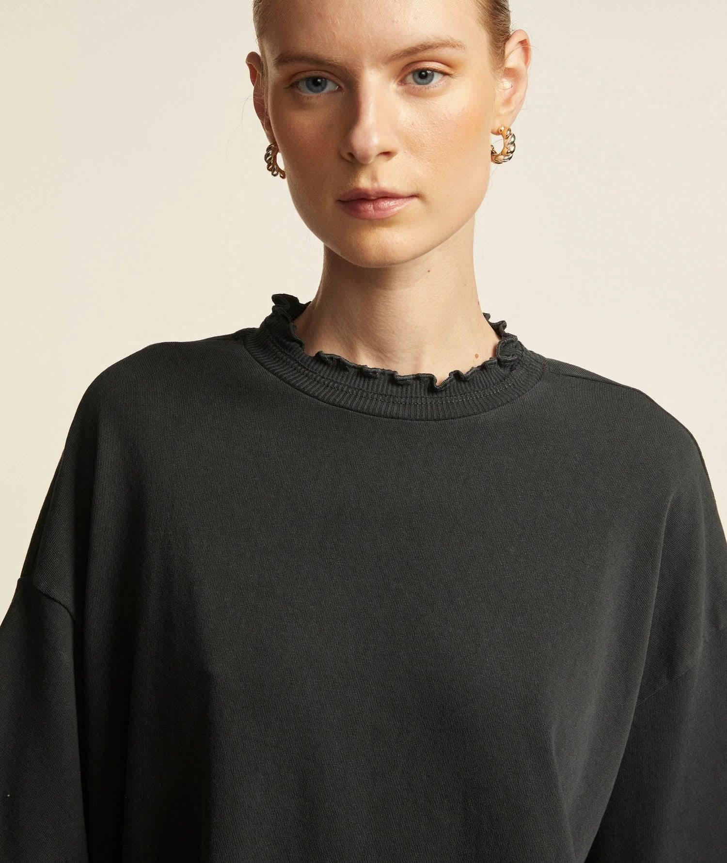Camiseta Ashanti Preta Souq