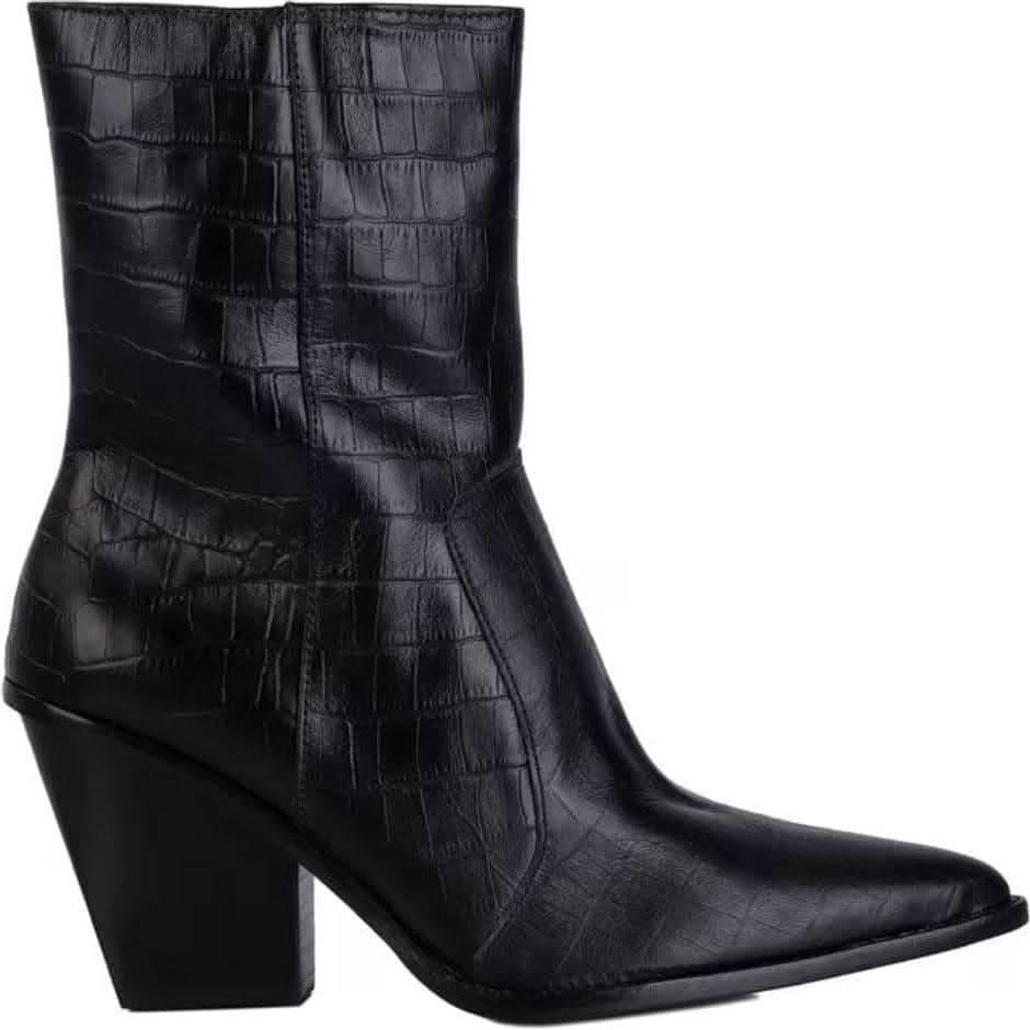 Bota Cano Médio Monocromatica Preta