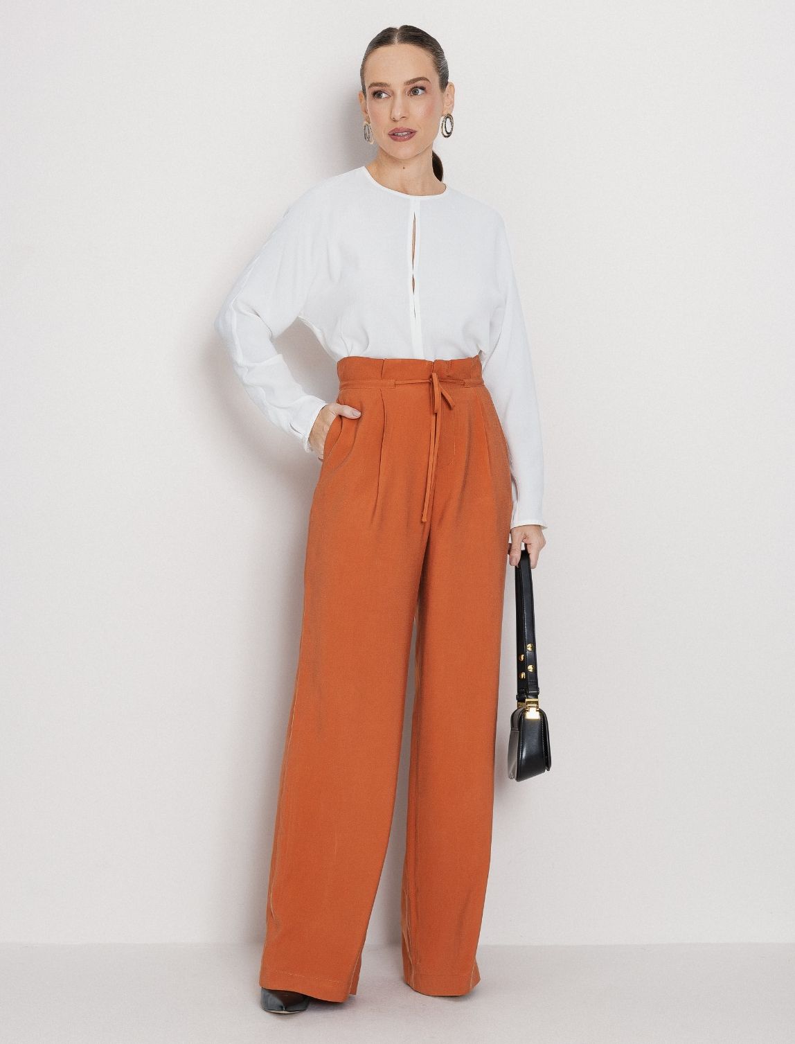 Calça Larissa Reta Clochard